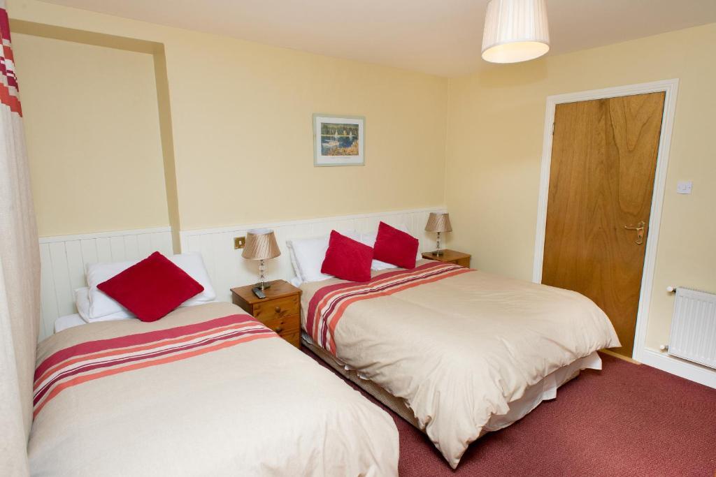 Larkin'S Pub, Restaurant, And B&B Milltown (Kerry) Quarto foto