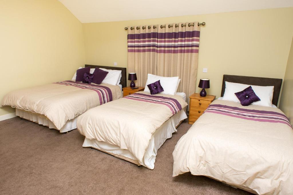 Larkin'S Pub, Restaurant, And B&B Milltown (Kerry) Quarto foto