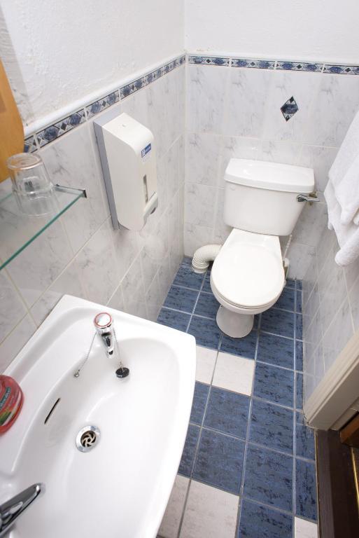 Larkin'S Pub, Restaurant, And B&B Milltown (Kerry) Quarto foto