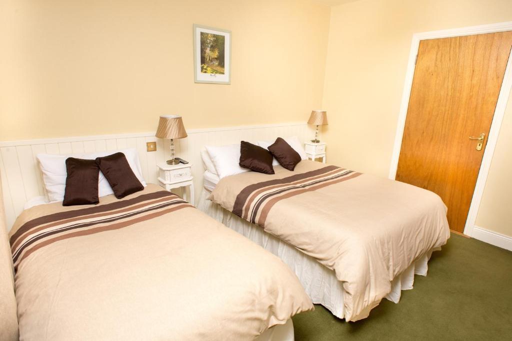 Larkin'S Pub, Restaurant, And B&B Milltown (Kerry) Quarto foto