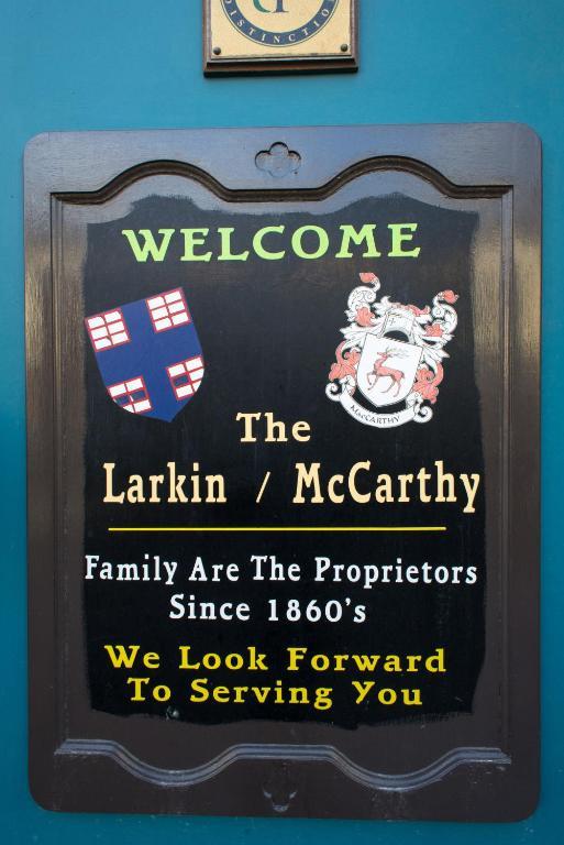 Larkin'S Pub, Restaurant, And B&B Milltown (Kerry) Exterior foto